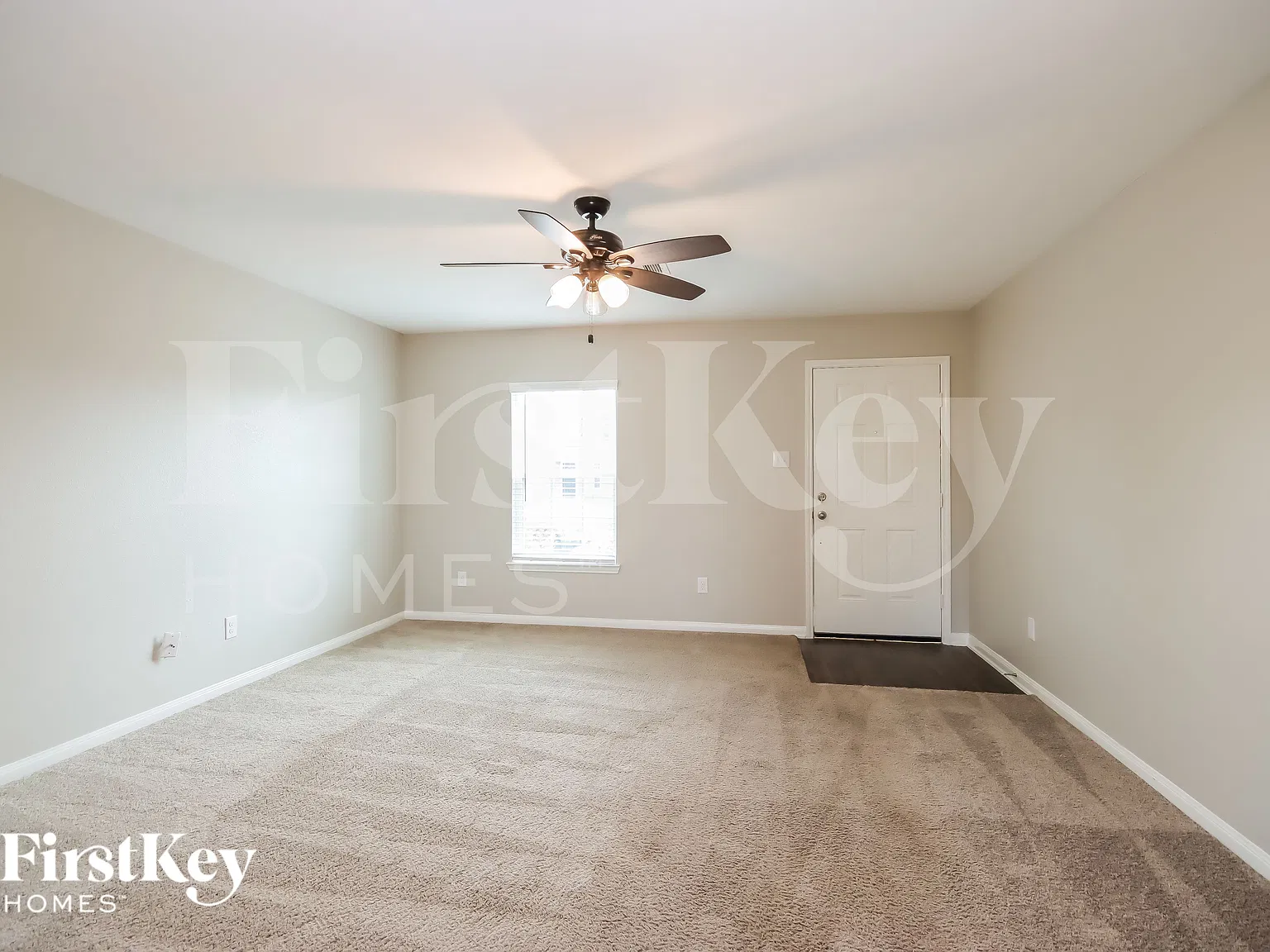 3 bed, 2.5 bath, 1404 sqft, $2,090 — Photo 3