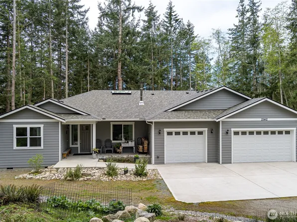 2162 Middle Drive, Freeland, WA 98249
