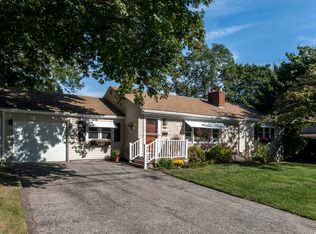 150 Park View Ave, Warwick, RI 02888