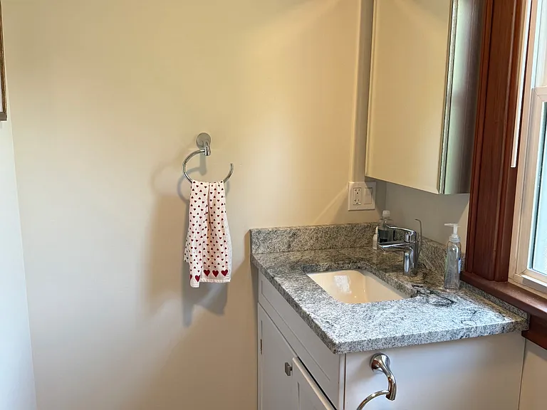 209 East Ave #2 — Photo 20