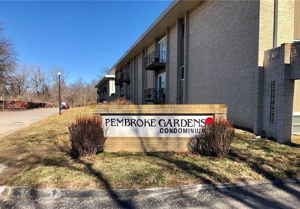 1st image of 2807 Pembroke Ln