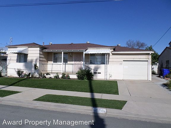 2nd image of 2304 Baily Ave