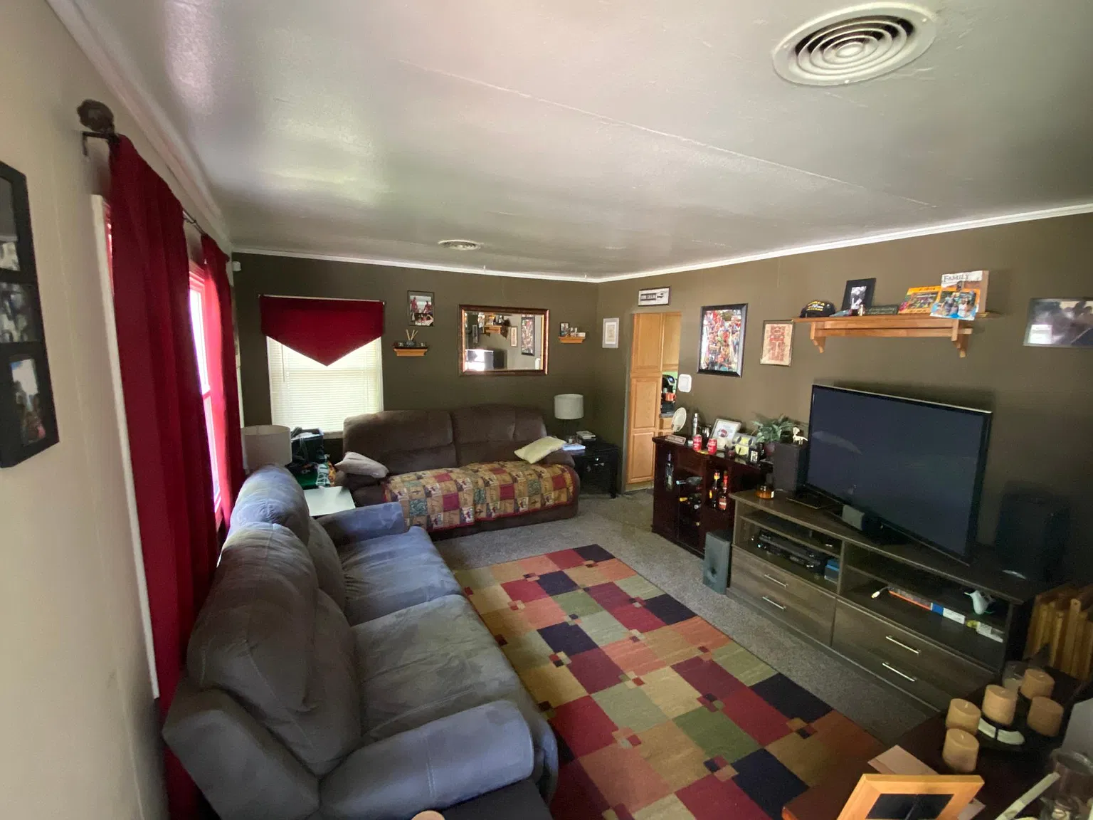 3 bed, 900 sqft, $1,450 — Photo 2