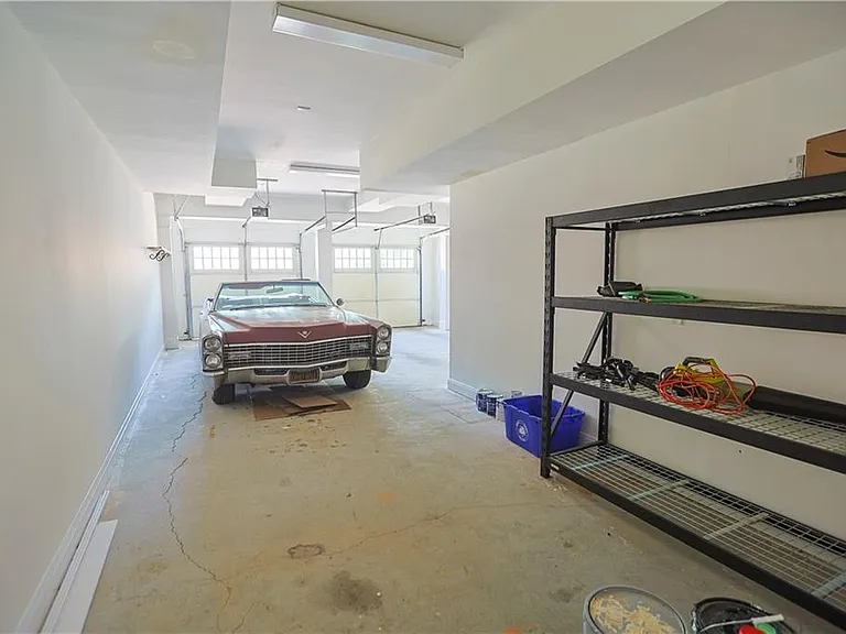 1296 Lenox Park Blvd — Photo 78