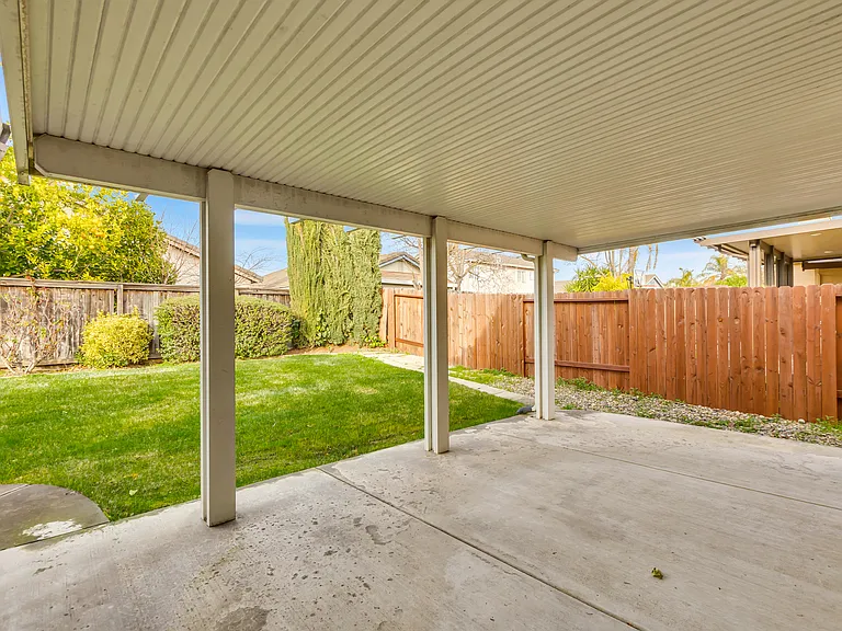 8795 Monterey Oaks Dr — Photo 44