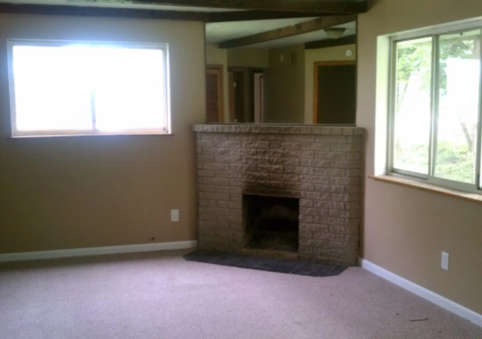 Picturesque cottage in vacation like setting! Stunning views of Tipsoco lake — Photo 2