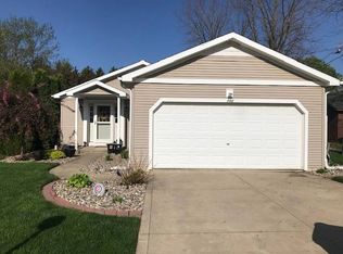752 Jessica Ct, Nappanee, IN 46550