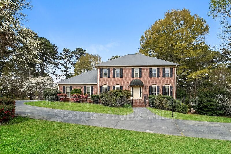 1st image of 938 Lost Valley Dr SE