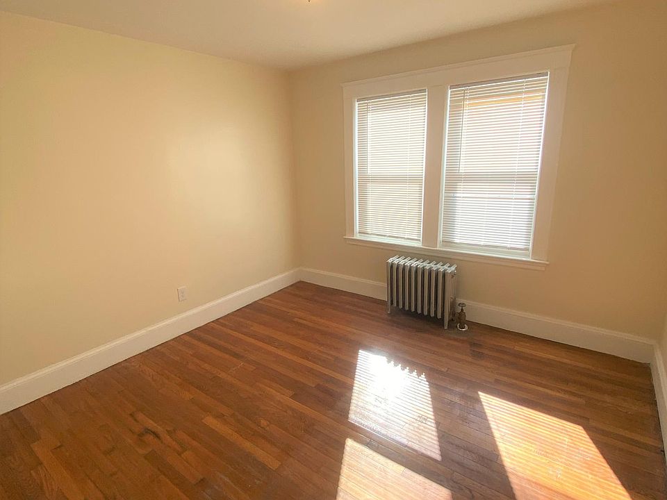 1st image of 57 Hilda St APT 1