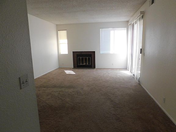 3rd image of 2216 River Run Dr Unit 88