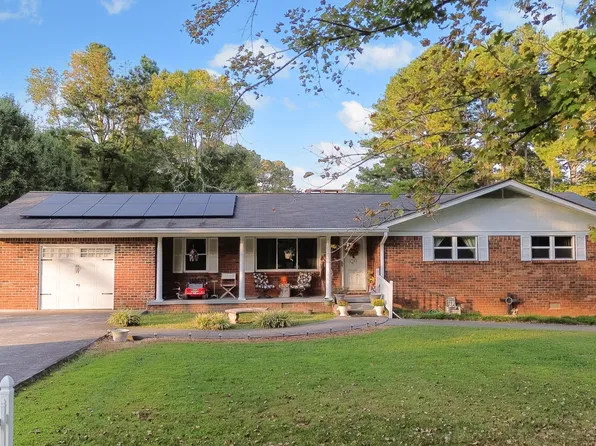 2515 Robin Hood Dr SE, Cleveland, TN 37323