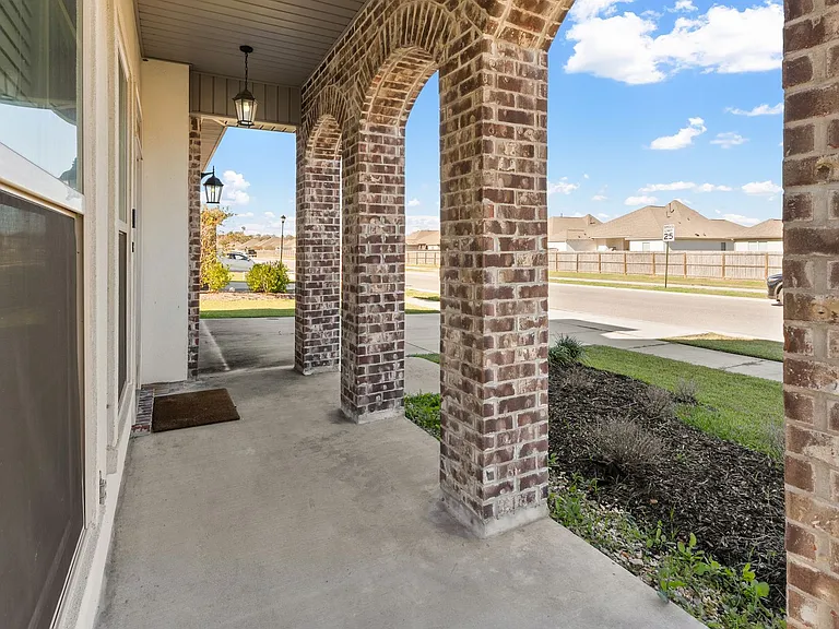8350 Rocky Trail Ave — Photo 3