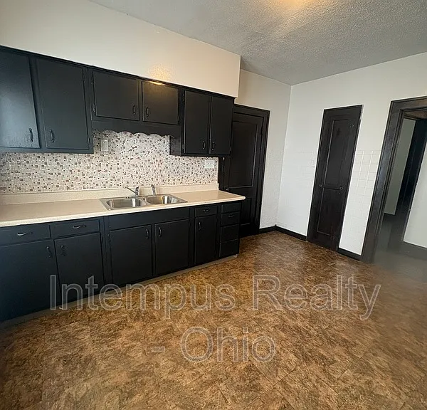 4072 E 139th St #1 — Photo 17