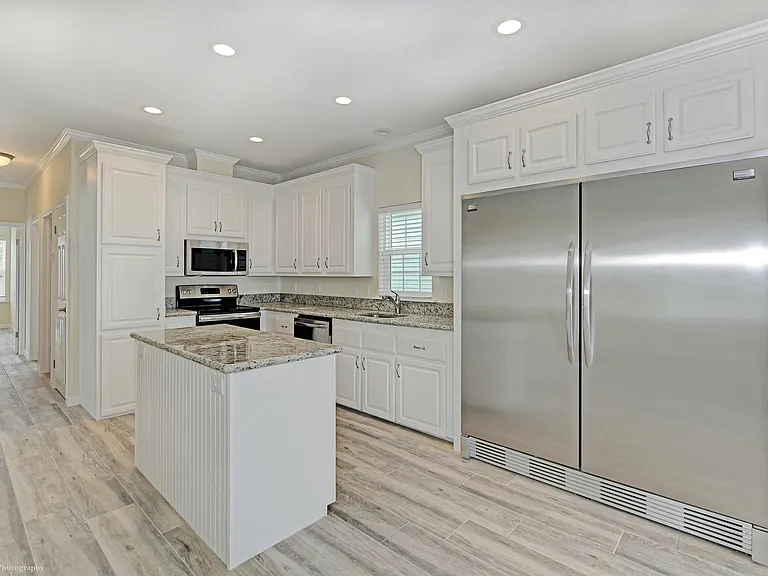 21 E Circle Dr #B — Photo 15