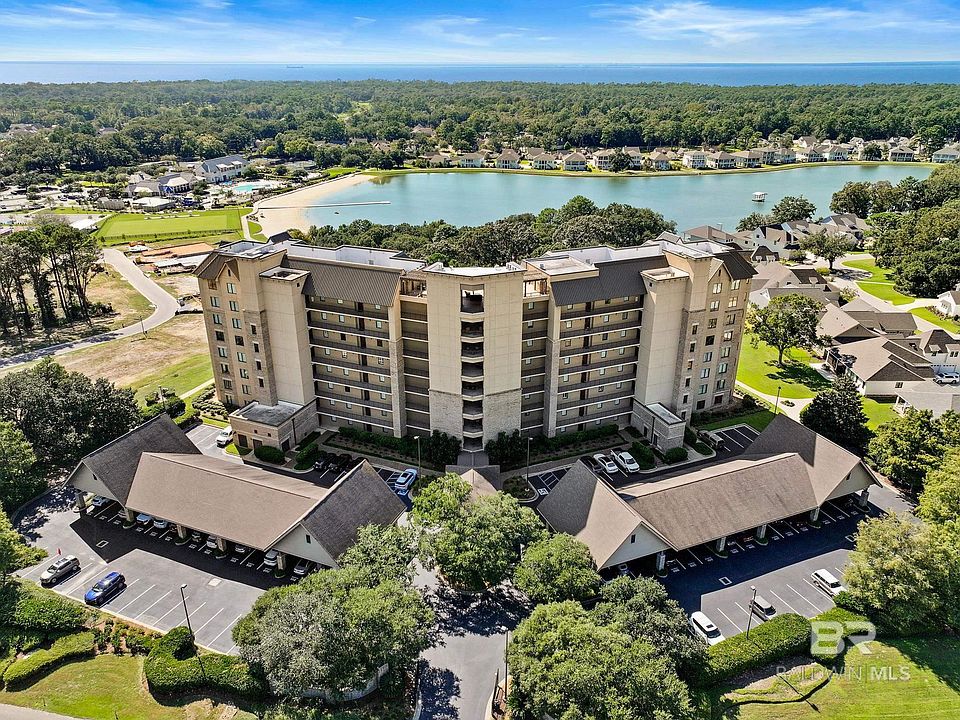 1st image of 18269 Colony Dr Unit 406