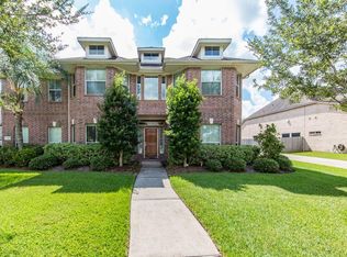 909 High Ridge Dr, Friendswood, TX 77546