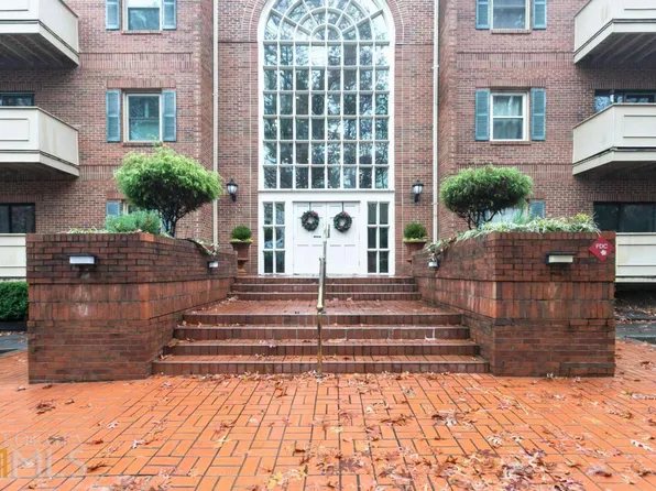 210 Ridley Howard Ct, Decatur, GA 30030