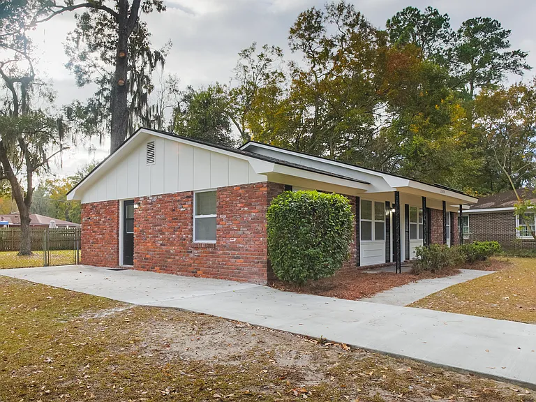 11304 Largo Dr — Photo 4