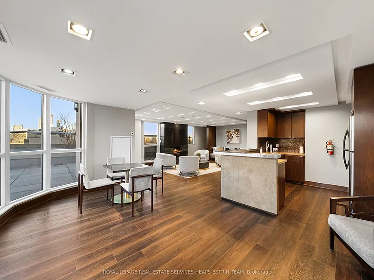 1430 Yonge St #509 — Photo 41