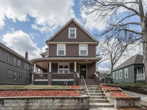 3928 Terrace St, Kansas City, MO 64111