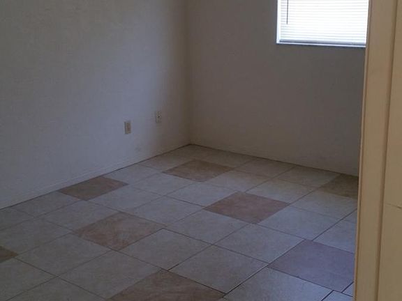5th image of 888 Fruitland Dr