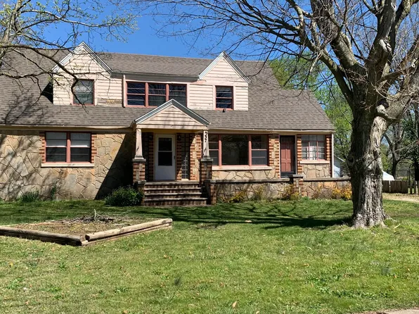537 W Maple Street, Marshfield, MO 65706