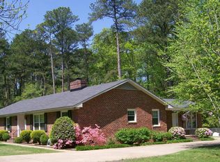 1904 Bingham Dr, Tarboro, NC 27886