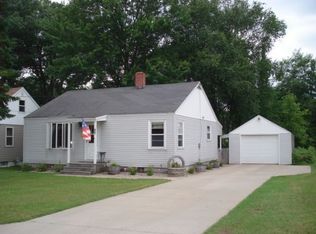 821 S Prospect St, Shawano, WI 54166