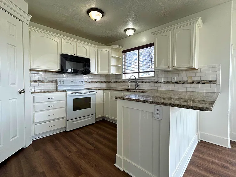 8045 N Plum Creek Dr #4 — Photo 11
