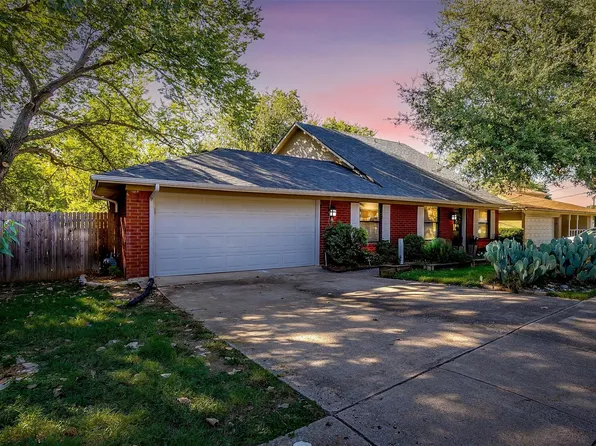 5112 Parliament Dr, Arlington, TX 76017