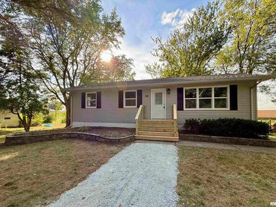 318 Meadowcrest Dr, Andover, IL, 61233