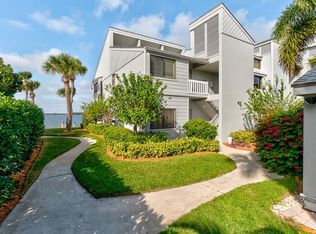 1776 Mooringline Dr, Vero Beach, FL 32963