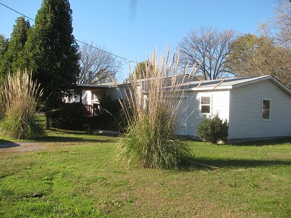2nd image of 204 W 5th St