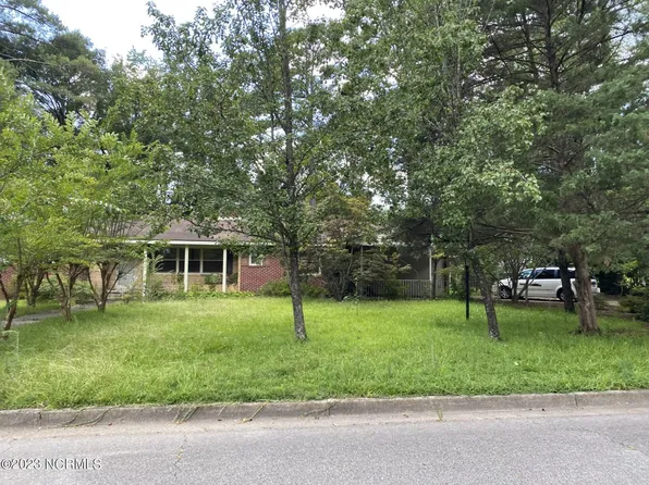 313 N Duplin Street, Wallace, NC 28466