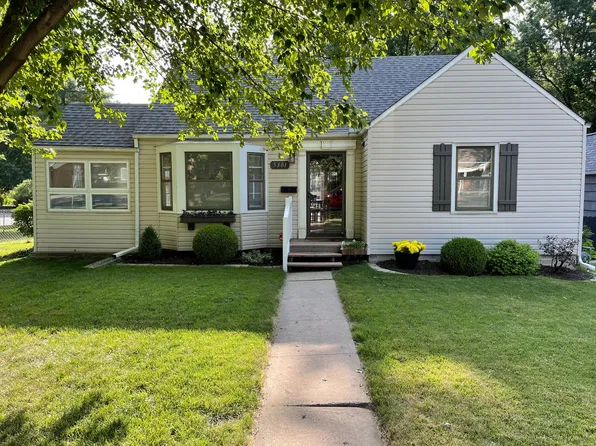 5301 Russell St, Mission, KS 66202