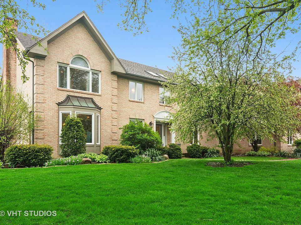 1st image of 22102 Cambridge Dr