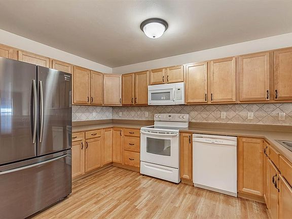 2nd image of 1112A Biehl Dr