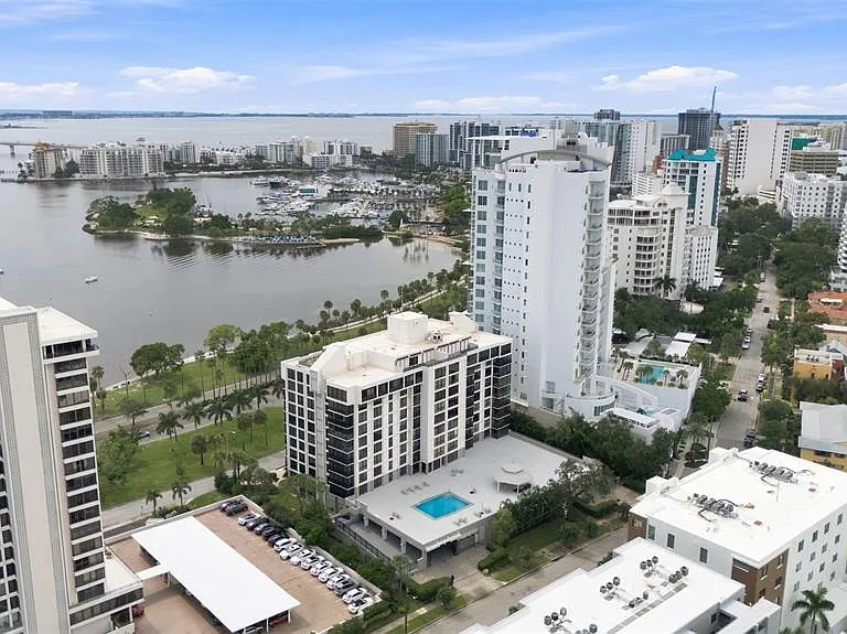 707 S Gulfstream Ave #207 — Photo 59