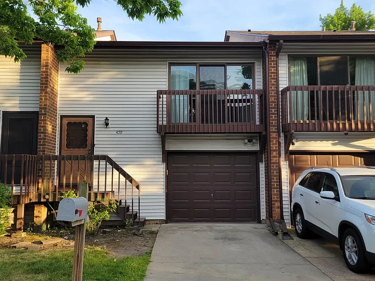 459 Skokie Ln — Photo 5