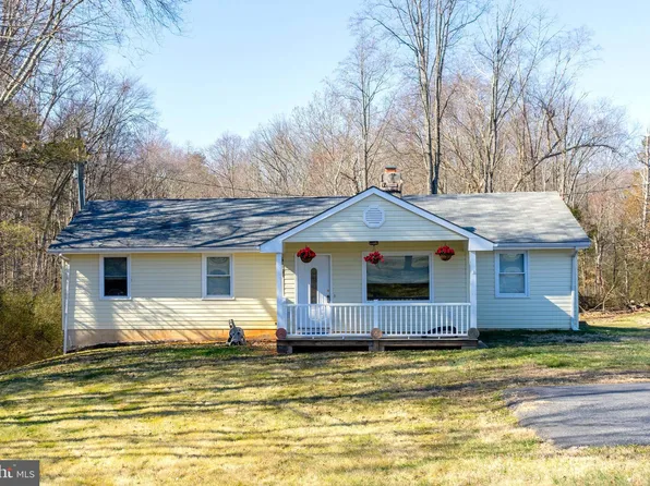 10494 Dulin Ln, Locust Grove, VA 22508