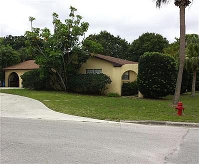 4th image of 3034 Fairway Dr