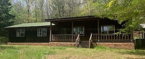 1st image of 1685 Blue Creek Rd