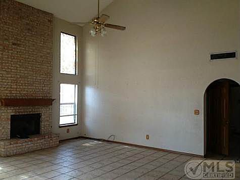 3rd image of 10113 Cisco Ln