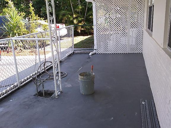 5th image of 5820 NW 12th St APT G