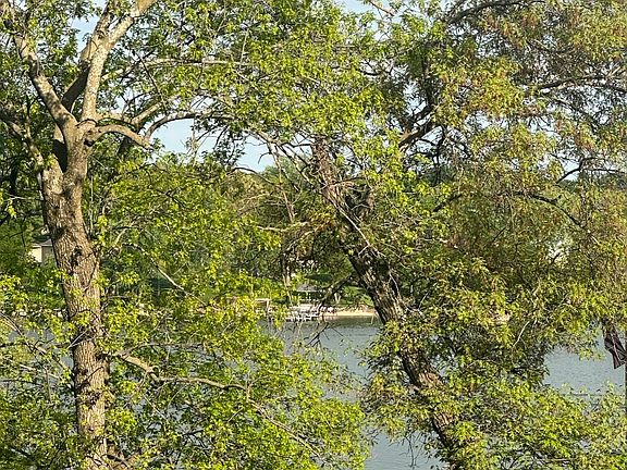 5th image of 6703 Panorama Dr