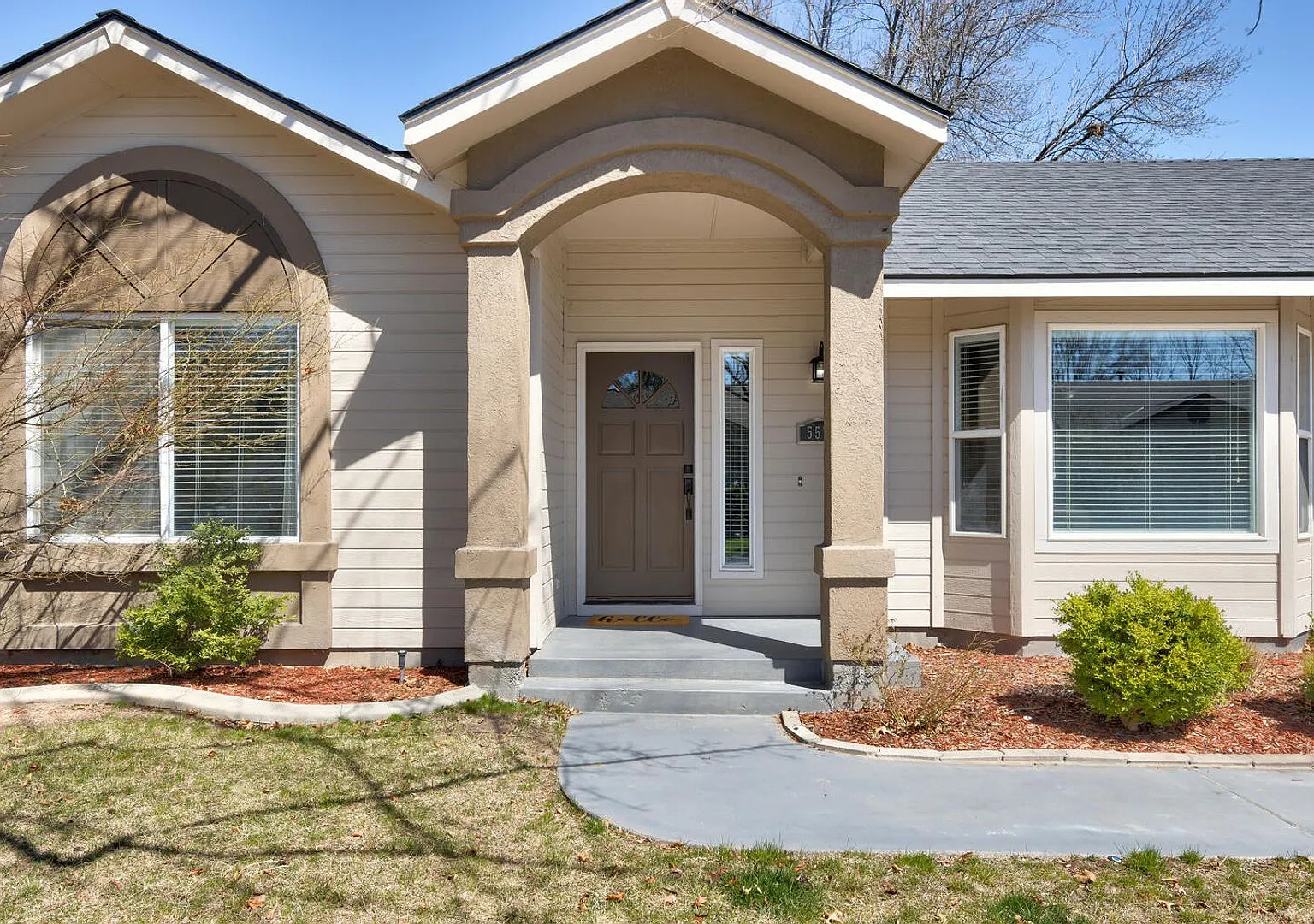 Lakeside Property - Gated Community with Office!! — Photo 1