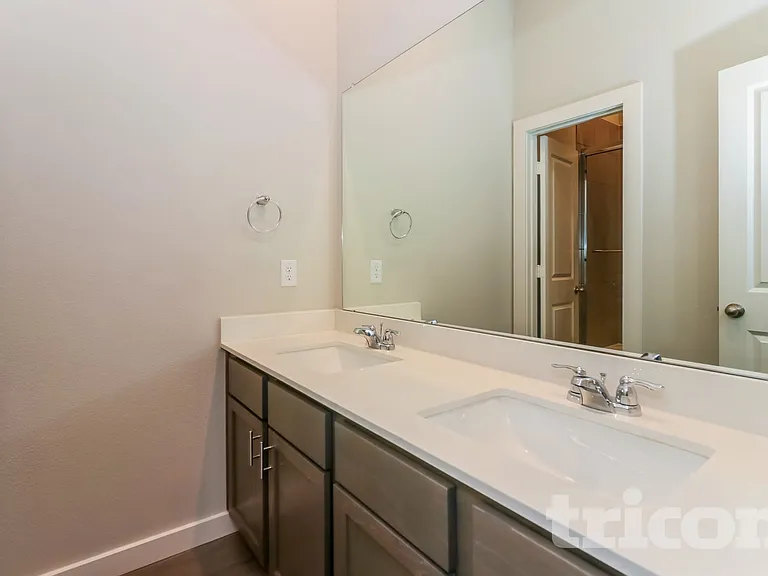 2359 Cohorn Trl — Photo 3