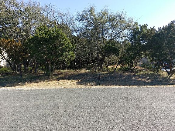 2nd image of 27314 Sherwood Forest Dr