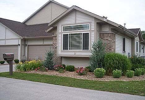 2nd image of 206 S Hills Ct