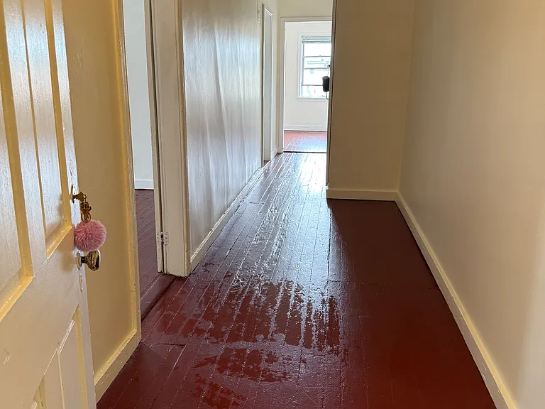 1722 Bolton St #3 — Photo 2